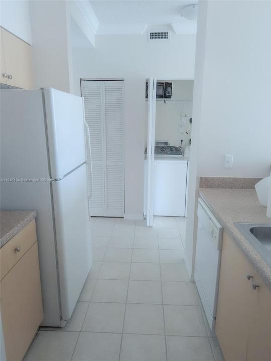 616 Clearwater Park Rd 1003, West Palm Beach, Florida 33401