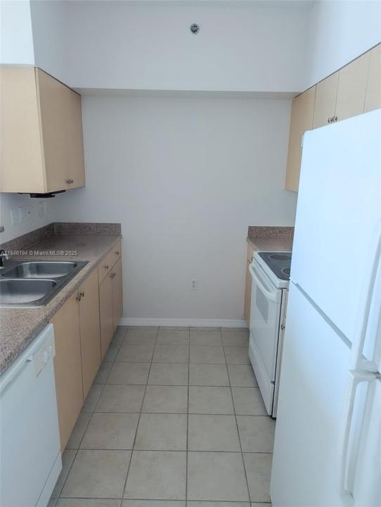 616 Clearwater Park Rd 1003, West Palm Beach, Florida 33401