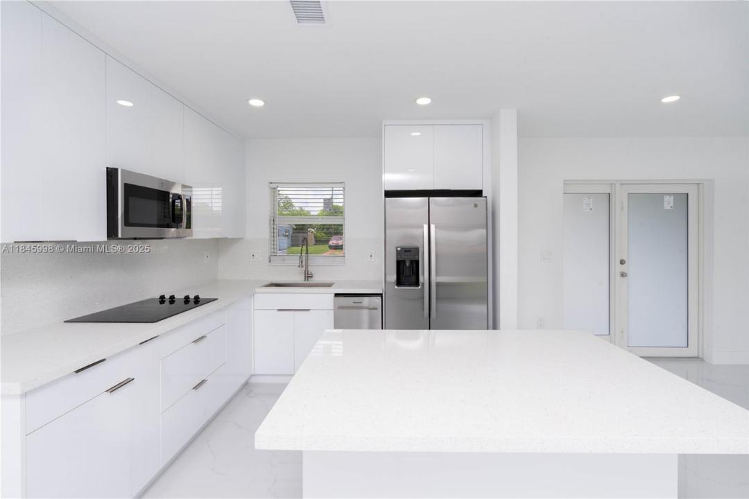 1240 NW 172nd St, Miami Gardens, Floride 33169, États-Unis