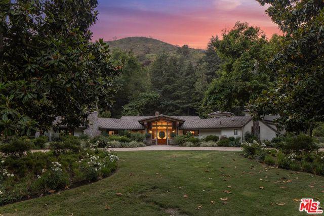 Mandeville Canyon Road, Los Angeles, California 90049