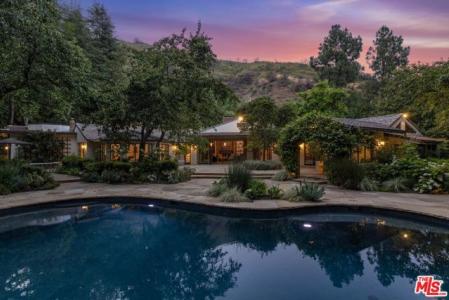 Mandeville Canyon Road, Los Angeles, California 90049