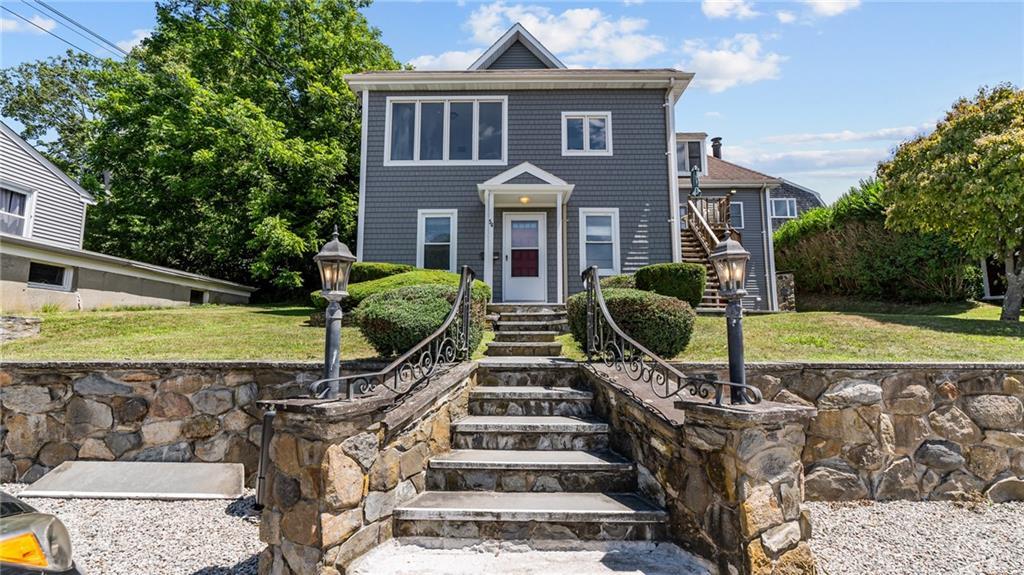 54 Hillside Avenue, Tiverton, Rhode Island 02878