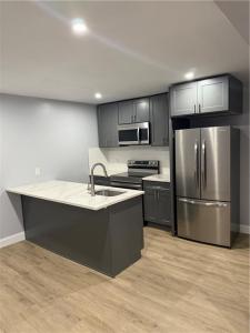 606 River Avenue B, Providence, RI 02908, USA