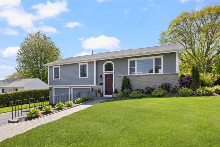 26 Leawood Drive, Cranston, Rhode Island 02920, Estados Unidos