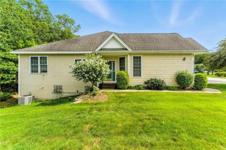 35 Andrews Drive, Uxbridge, Massachusetts 01569, Stati Uniti