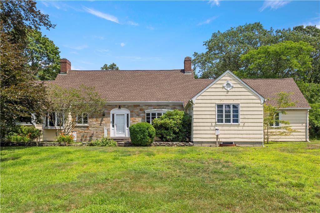 615 Wakefield Street, West Warwick, 로드아일랜드 02893, 미국