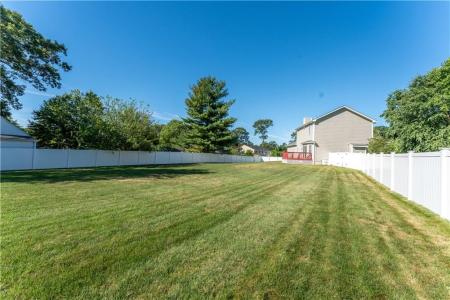 132 Julian Road, Warwick, RI 02889, USA