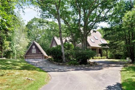 860 Curtis Corner Road, South Kingstown, Rhode Island 02879