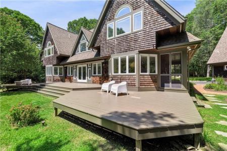 860 Curtis Corner Road, South Kingstown, Rhode Island 02879