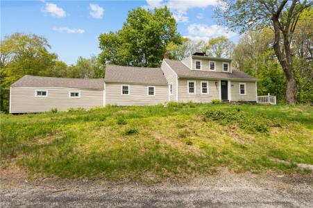 25 Carrs Trail, Coventry, Rhode Island 02827