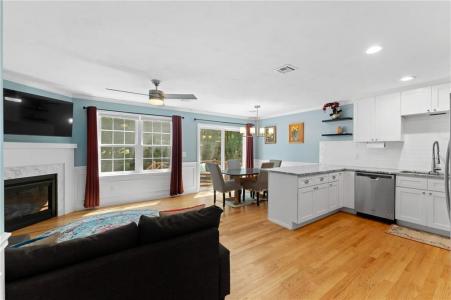 1196 Charles Street 6, North Providence, Rhode Island 02904, Stati Uniti
