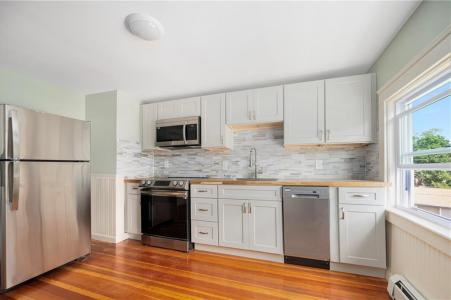 137 Fair Street 3, Warwick, Rhode Island 02888