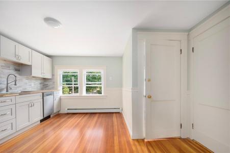 137 Fair Street 3, Warwick, Rhode Island 02888