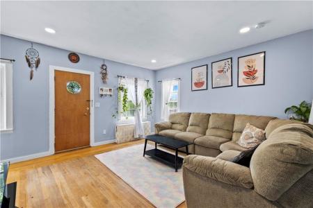 127 Gladstone Street, Cranston, Род Айленд 02920, Соединенные Штаты