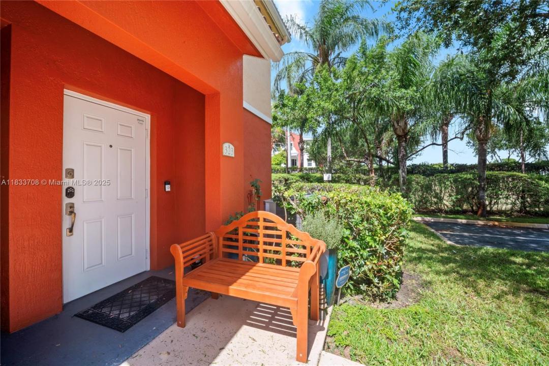 3335 Palomino Dr, Davie, Florida 33024