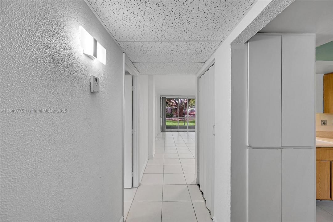 112 S Royal Park Dr 1C, Oakland Park, فلوريدا 33309, الولايات المتحدة
