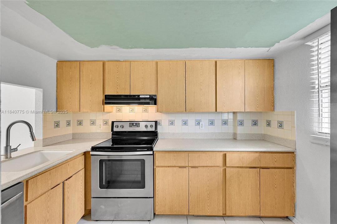 112 S Royal Park Dr 1C, Oakland Park, فلوريدا 33309, الولايات المتحدة