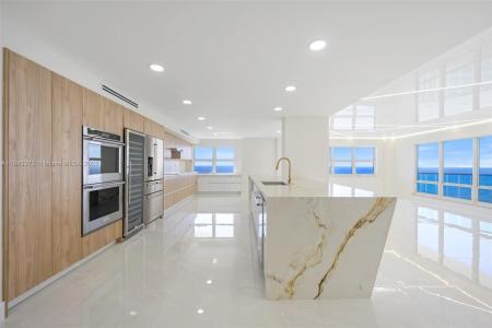 3410 Galt Ocean Dr PH2N, Fort Lauderdale, Florida 33308, USA