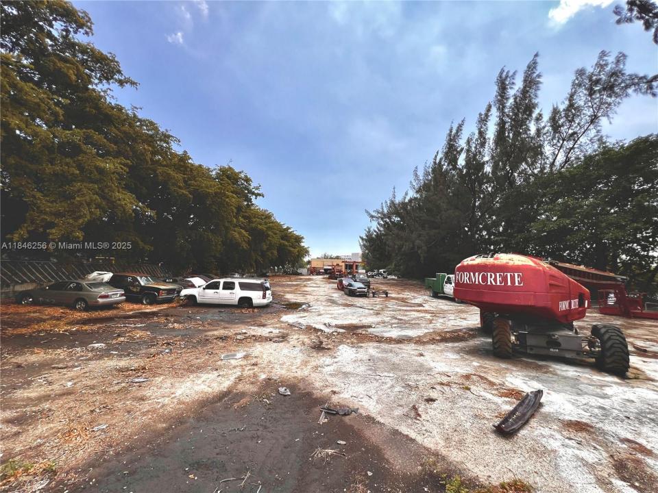 3550 NW South River Dr, Miami, Florida 33142, Stati Uniti