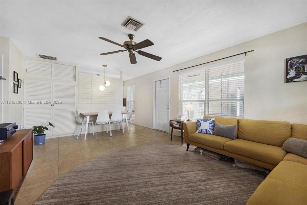 1433 NE 22nd St, Wilton Manors, Florida 33305, Stati Uniti