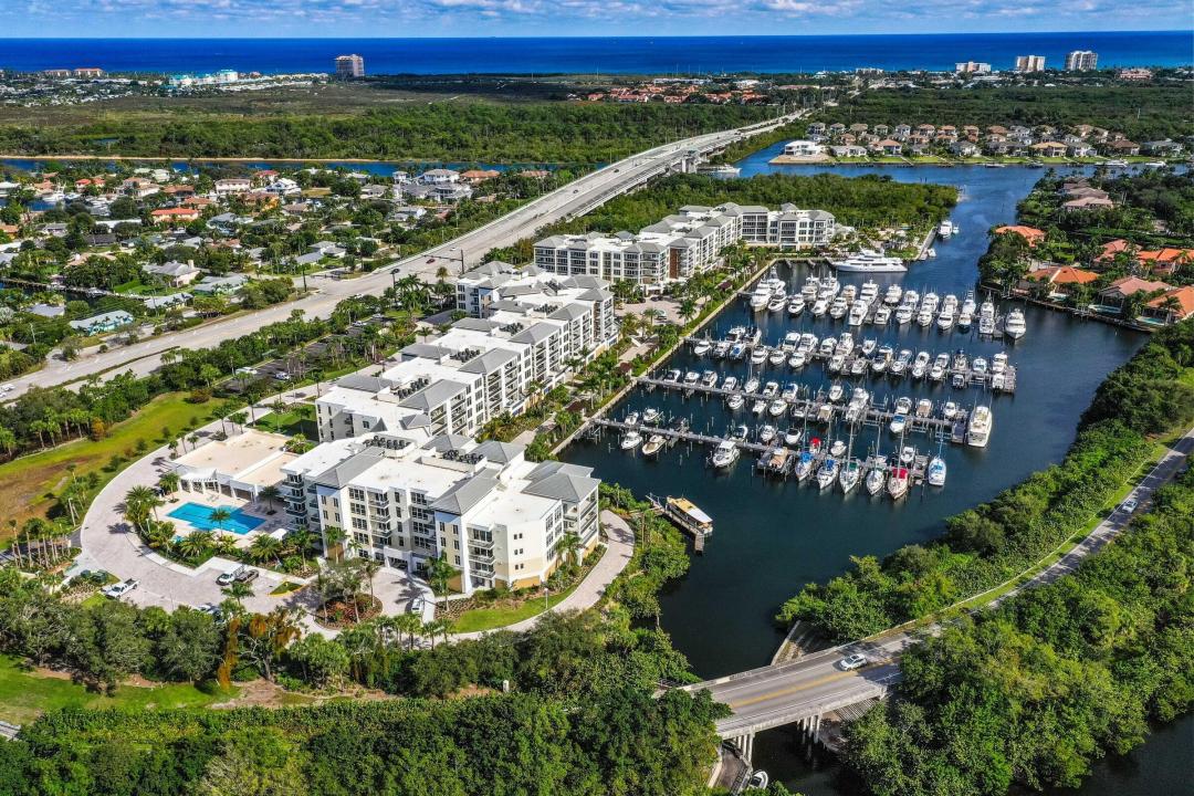 2720 Donald Ross Road 203, Azure, Palm Beach Gardens, Florida 33410