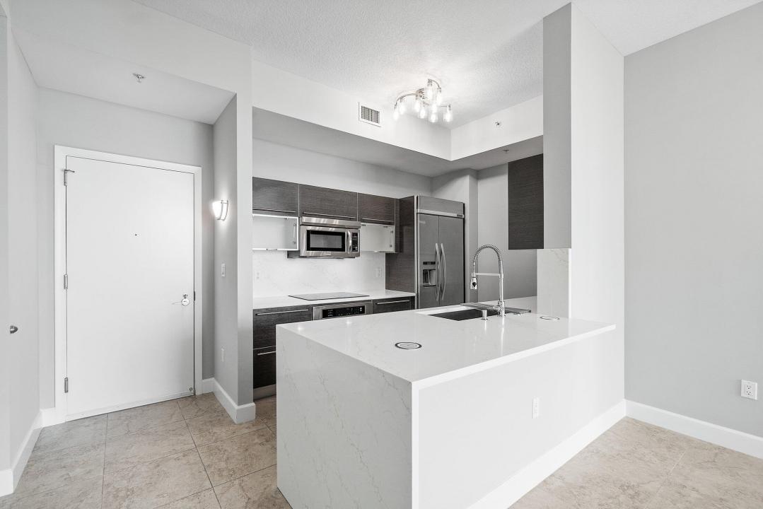 550 Okeechobee Boulevard Lph-05, Cityplace South Tower Condo, West Palm Beach, Florida 33401, Estados Unidos