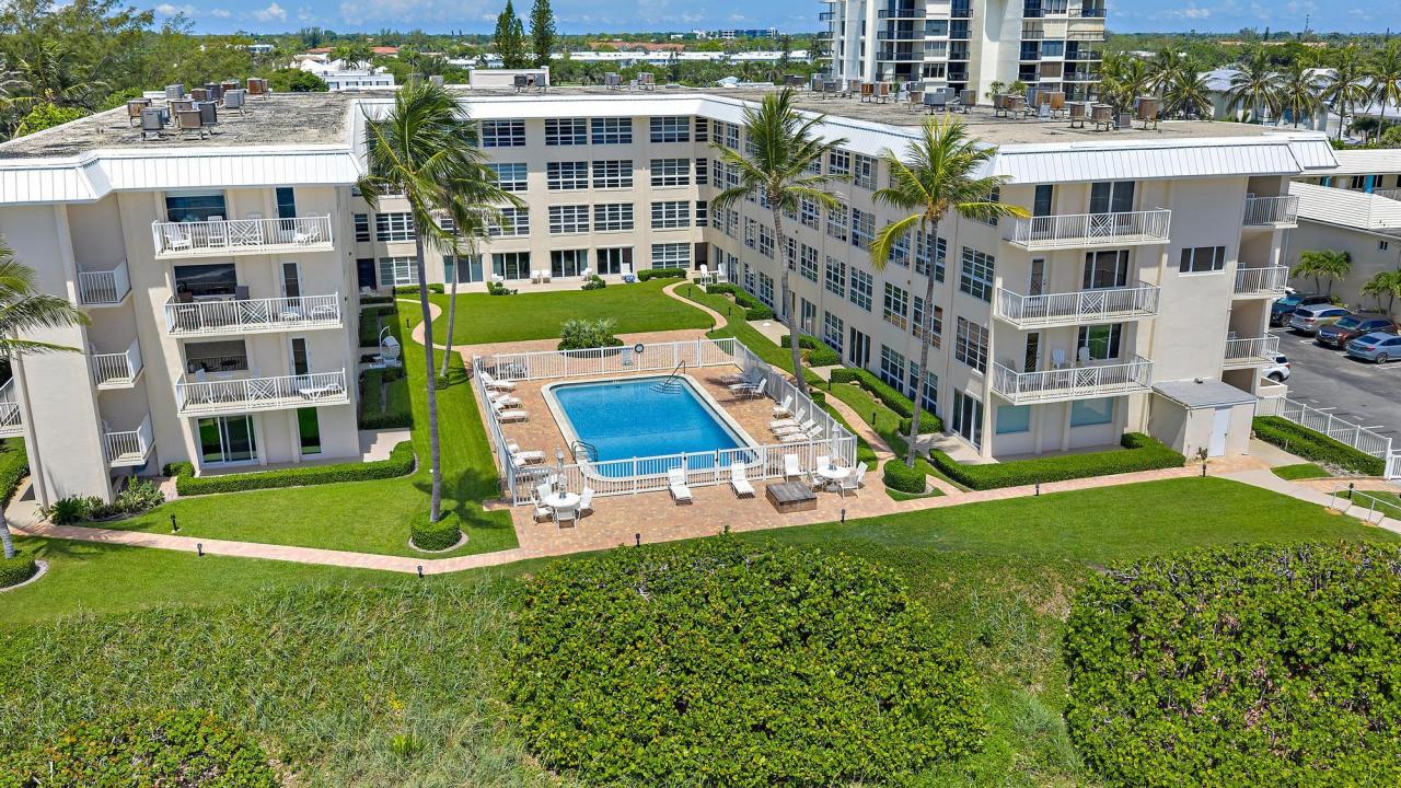 3851 N Ocean Boulevard 202, Gulf Stream, Florida 33483, USA