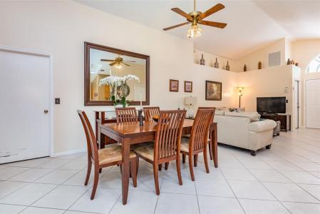 140 Paddock Ln, Greenacres, Florida 33413