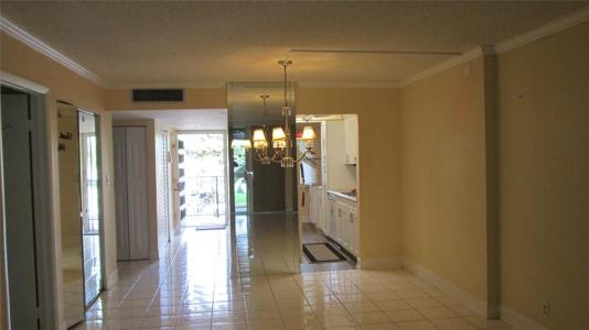 3321 NW 47th Ter 223, Lauderdale Lakes, Florida 33319
