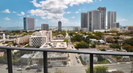121 NE 34th St 806, Miami, Florida 33137, USA