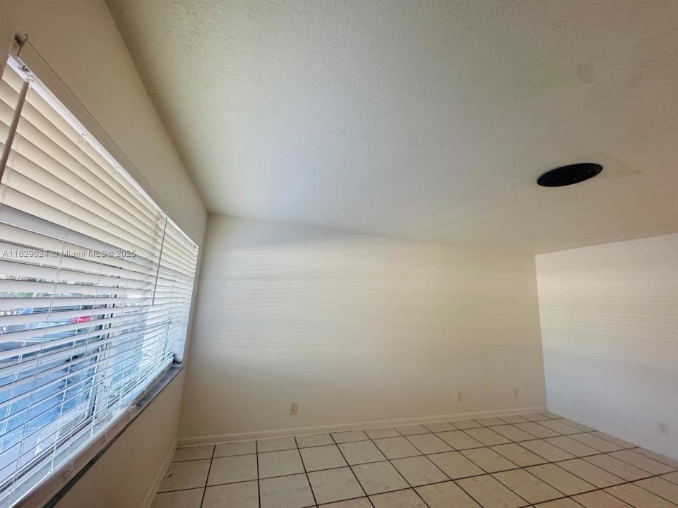 2051 NE 25th Ave 1, Pompano Beach, 佛羅里達州 33062, 美國
