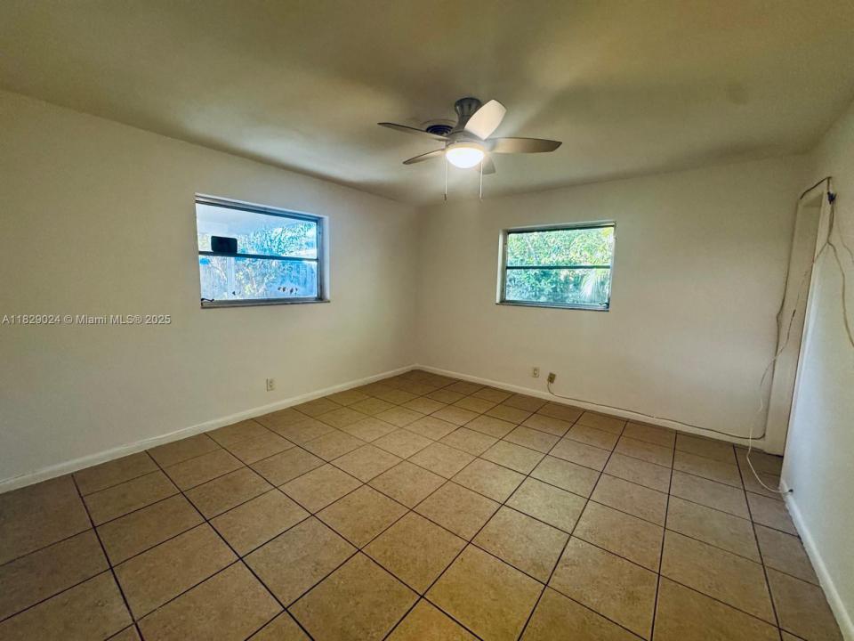 2051 NE 25th Ave 1, Pompano Beach, 佛羅里達州 33062, 美國