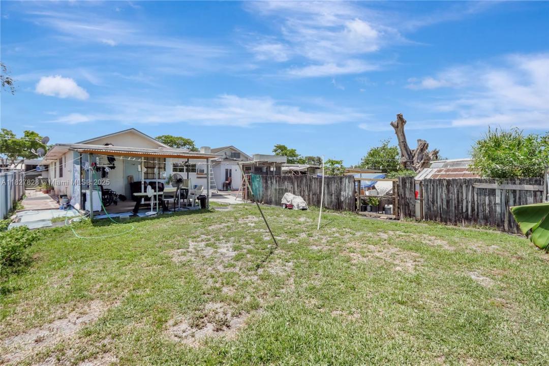 15801 NW 47th Ave, Miami Gardens, Flórida 33054, Estados Unidos