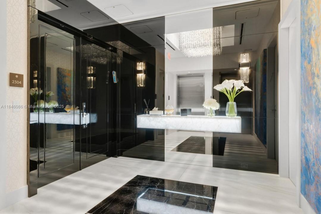 18501 Collins Ave 2304, Sunny Isles Beach, Florida 33160, USA