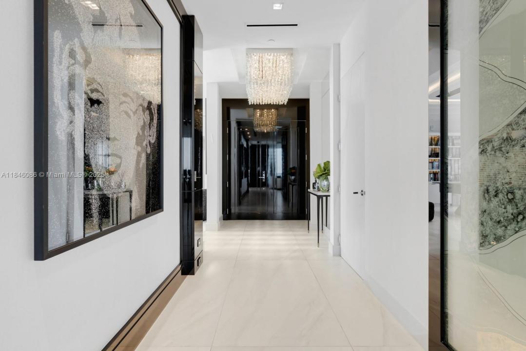 18501 Collins Ave 2304, Sunny Isles Beach, Florida 33160, USA