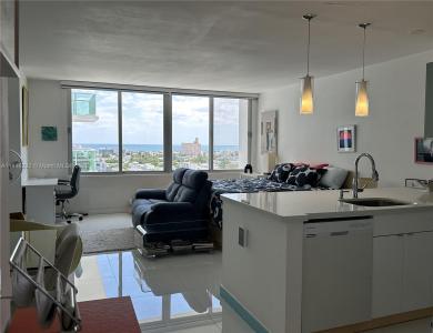 1000 West Ave 1532, Miami Beach, Florida 33139, USA