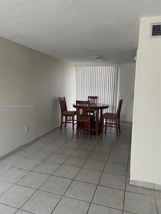 6149 SW 69th St 12, South Miami, Florida 33143