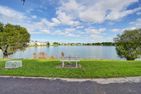 3453 NW 44th St 107, Oakland Park, Florida 33309, USA