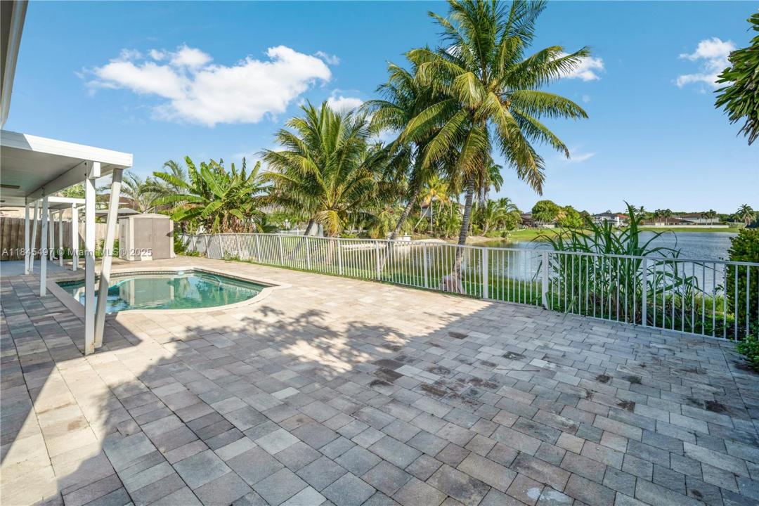 15114 SW 35th Ter, Miami, Florida 33185, Amerika Birleşik Devletleri