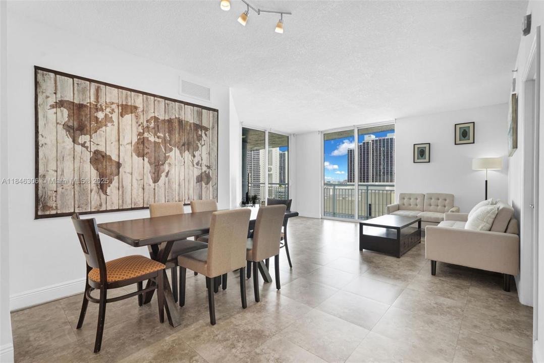 275 NE 18th St 1107, Miami, Florida 33132, Amerika Birleşik Devletleri