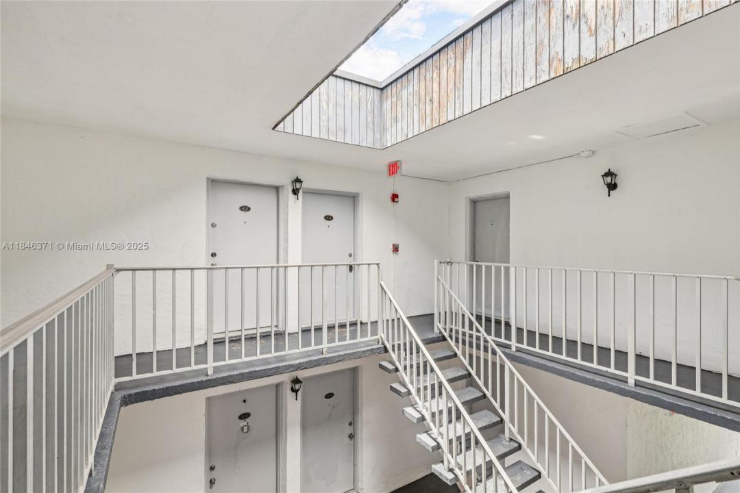 7232 SW 94th Pl E6, Miami, Flórida 33173, Estados Unidos