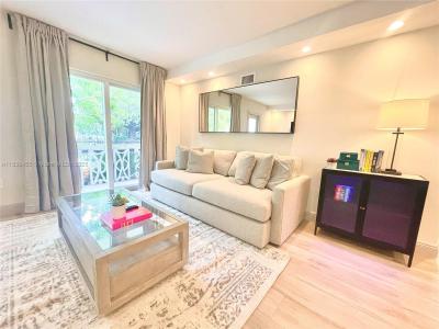 626 Meridian Ave 1, Miami Beach, Florida 33139, USA