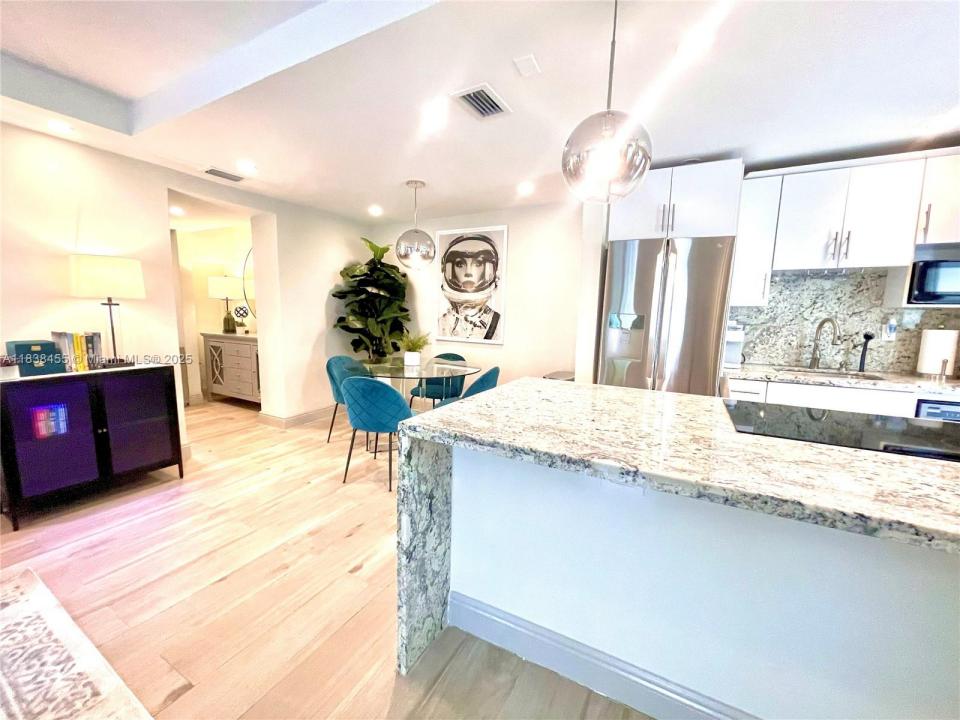 626 Meridian Ave 1, Miami Beach, فلوريدا 33139, الولايات المتحدة