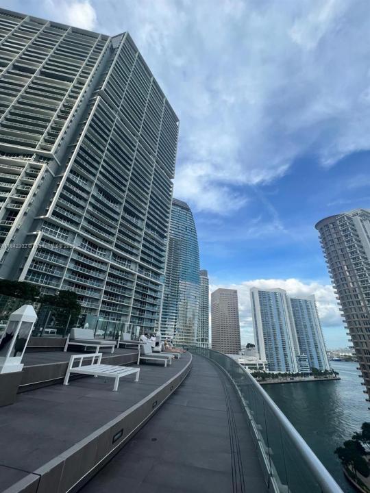 495 Brickell Ave 2707, Miami, פלורידה 33131, ארצות הברית של אמריקה 