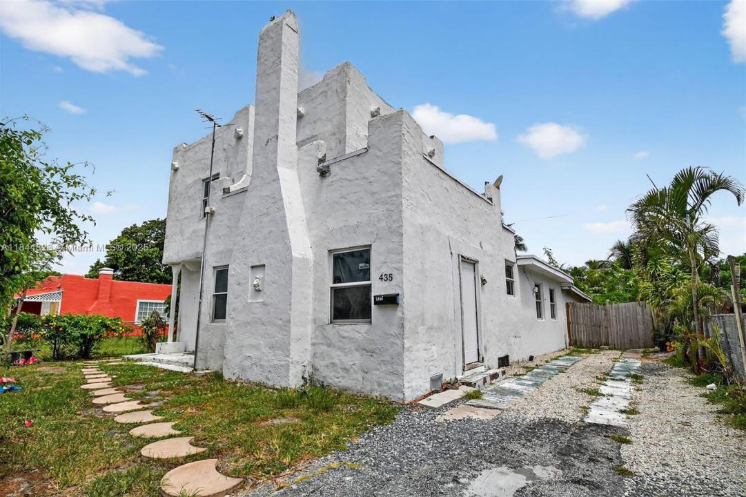 435 Avenida Alegre, West Palm Beach, Flórida 33405, Estados Unidos