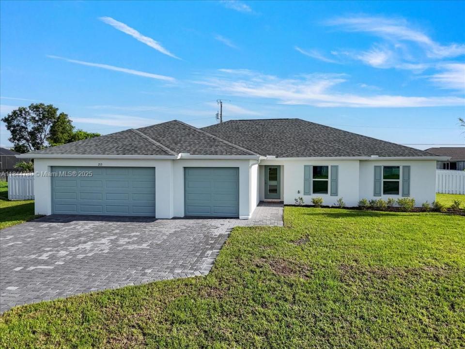 213 NW 12th Ln, Cape Coral, Florida 33993