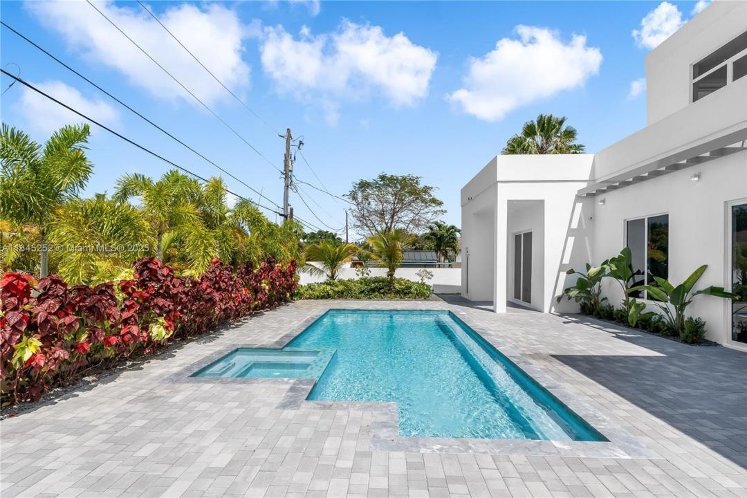 9895 NW 26th St, Doral, Florida 33172, Stati Uniti