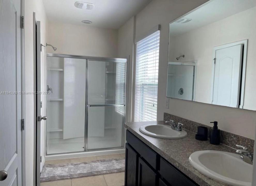 3732 Seneca, Orlando, Florida 32808, Amerika Birleşik Devletleri