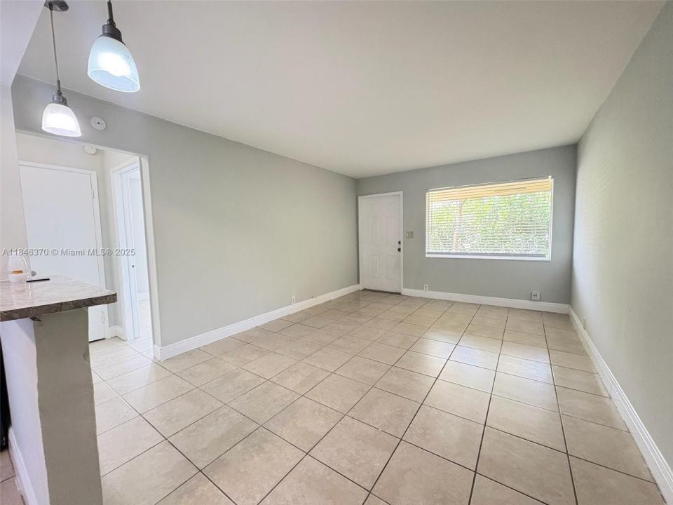 4340 NW 21st Ave 1, Oakland Park, Flórida 33309, Estados Unidos