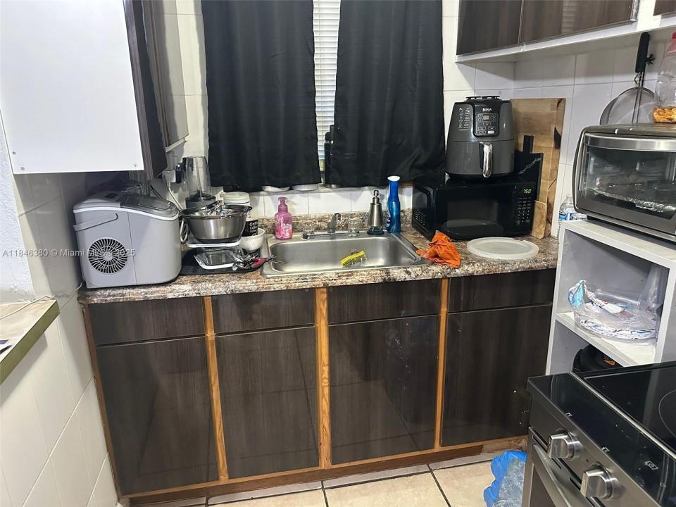 13130 Aswan Rd, Opa-Locka, פלורידה 33054, ארצות הברית של אמריקה